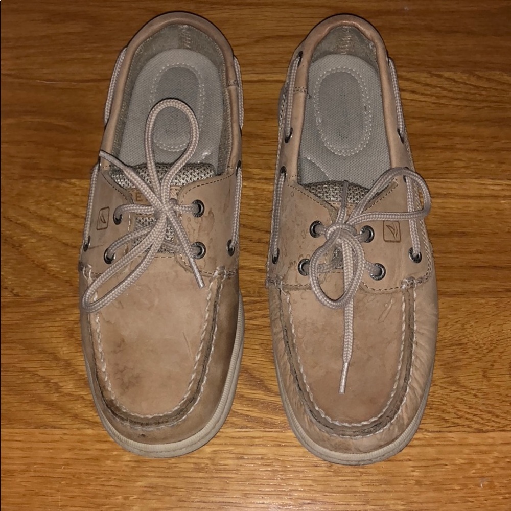 Woman SPERRYS